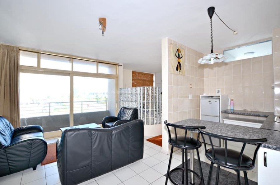 To Let 1 Bedroom Property for Rent in Milnerton Western Cape